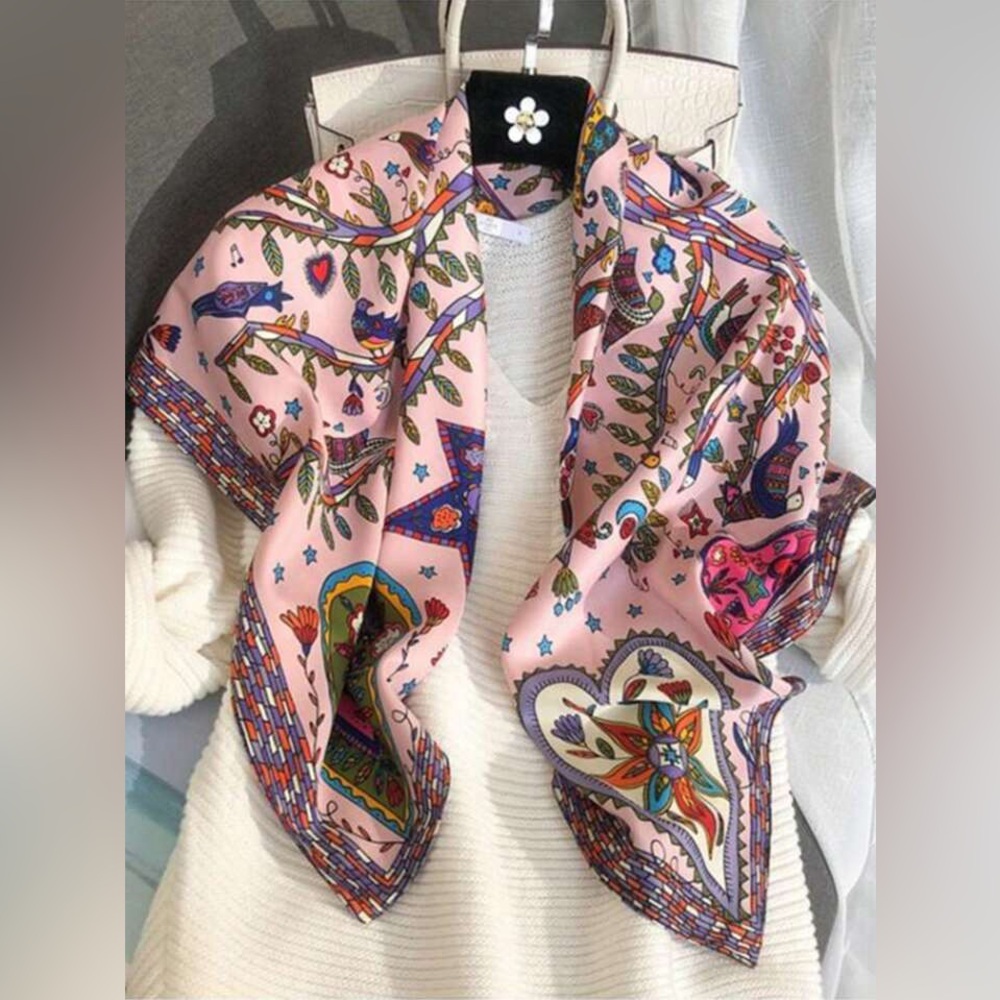 Boho Square Scarf – Pink Floral & Bird Print – Lightweight Chic Wrap – NWT - Picture 5 of 9
